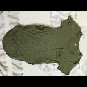 Green high-low t shirt